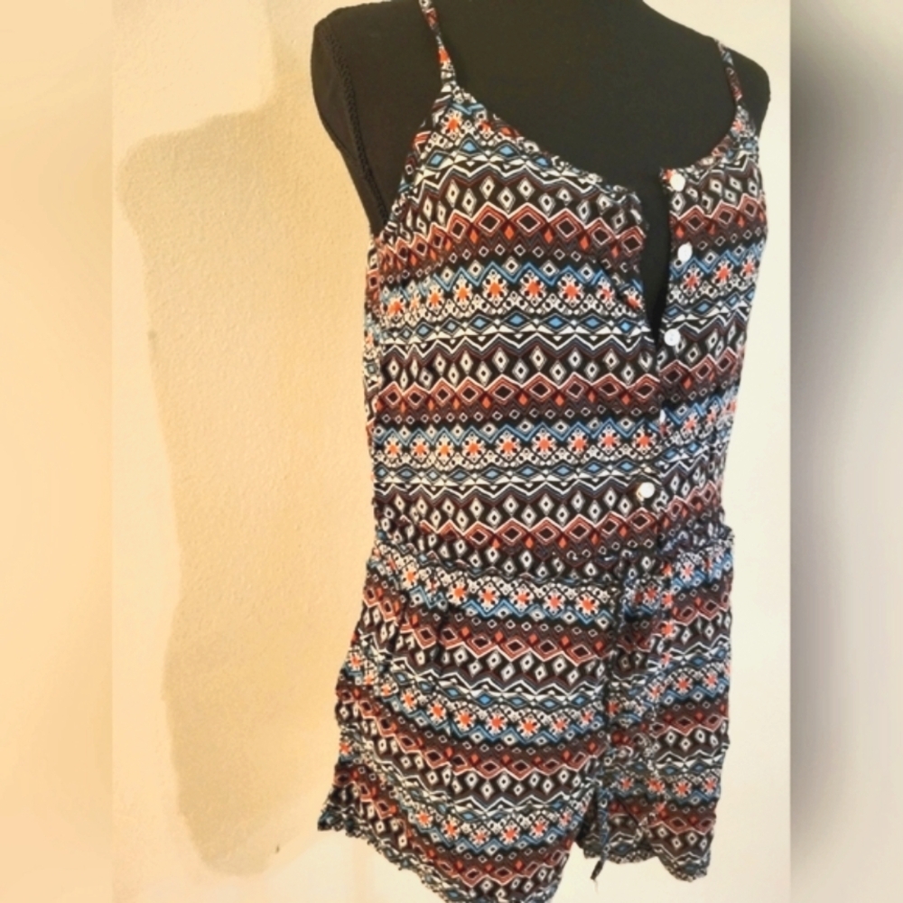 Eye Candy Geometric Patterned Romper (Large But Fits‎ Like A Medium)